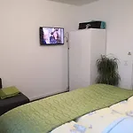 Luxury Apartment In Duisburg-Rahm - Business & Leisure - \'Netflix-Minibar\'